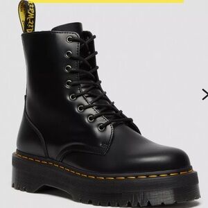Dr. Martens Black Boots - JADON BOOT SMOOTH LEATHER PLATFORMS